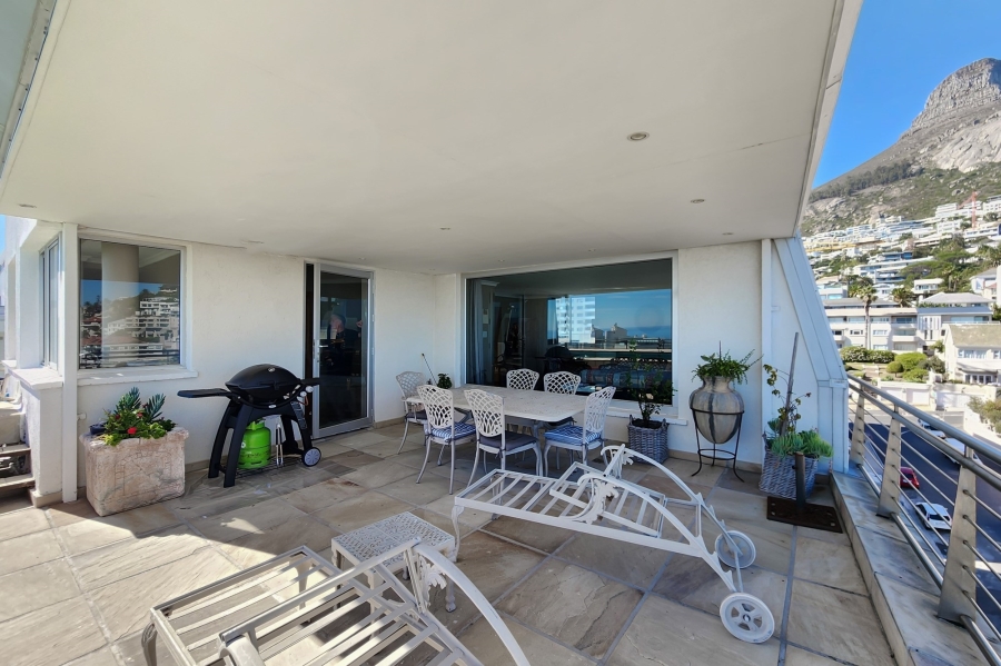 2 Bedroom Property for Sale in Bantry Bay Western Cape
